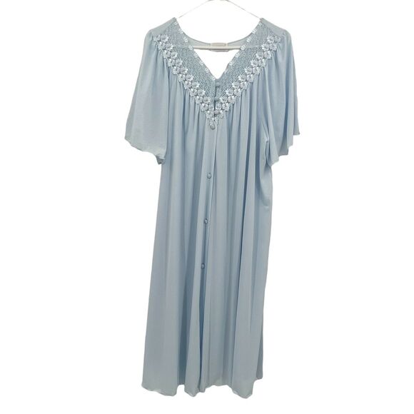 Vintage ShadowLine Baby Blue ‎ Crochet Lace V Neck Flutter Sleeve Buttons 1x - Picture 1 of 7